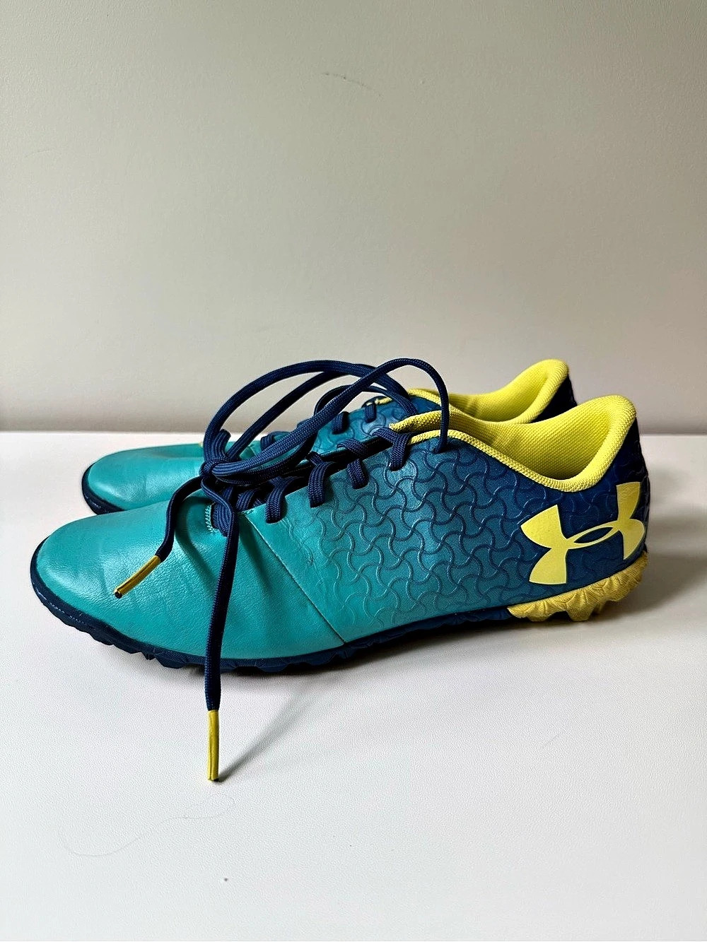 Under Armour Magnetico Select TF Athletic Shoes Blue & Yellow
